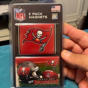 Tampa Bay Buccaneers 2Paxk Magnet Set NFL WINCRAFT